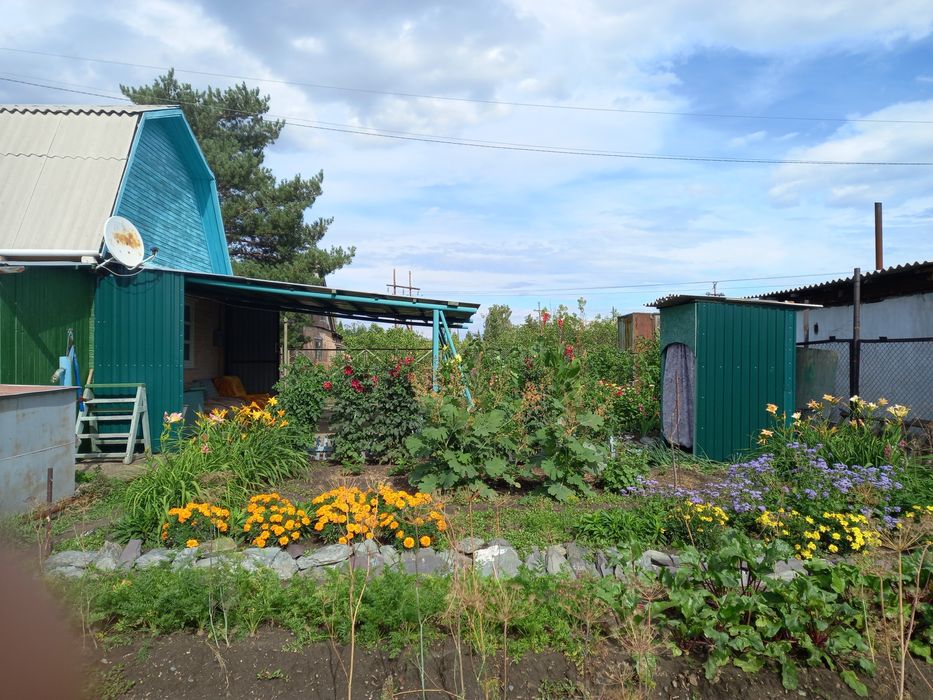 Продам дачу за понтонным мостом с/ т  " Колос'