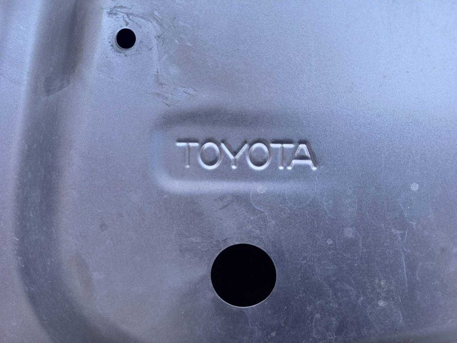 преден капак Toyota CH-R 2016-2023г. #1007V