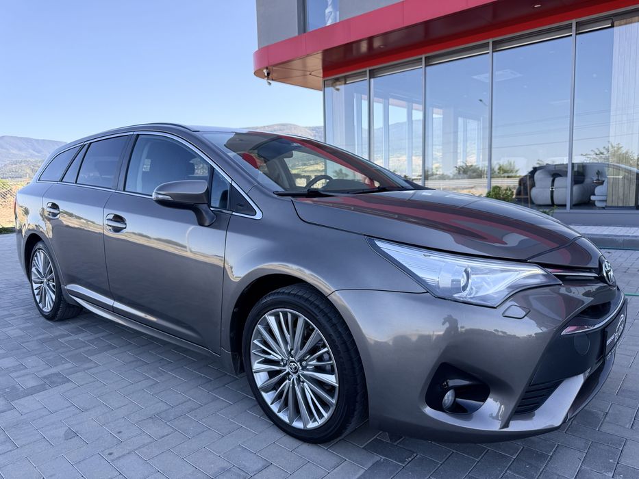 Toyota Avensis 1.8 VVT-i 2016г. EURO 6  / NAVI / CAMERA