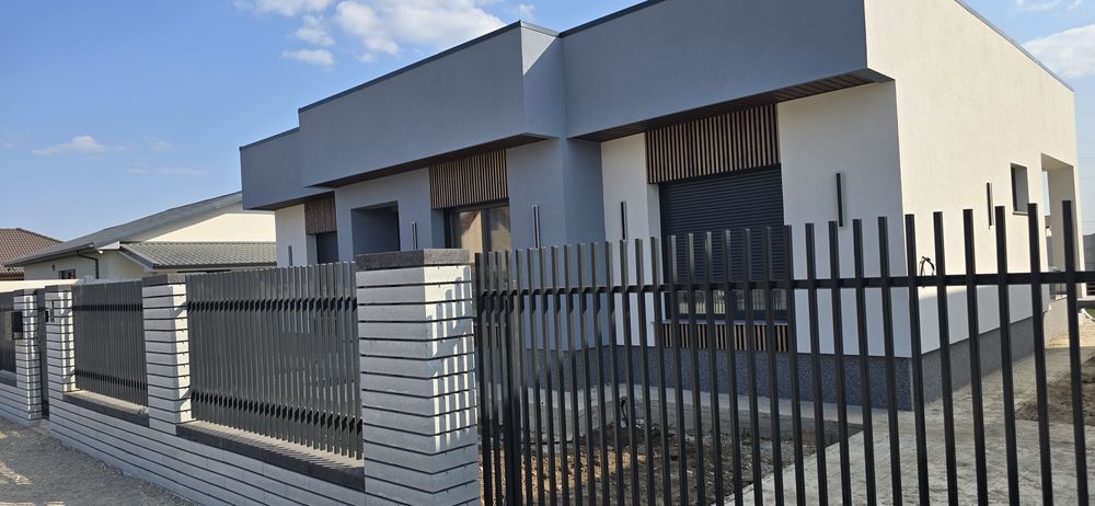 Casă nouă 4 camere drumul nou Santandrei(Gard inclus)