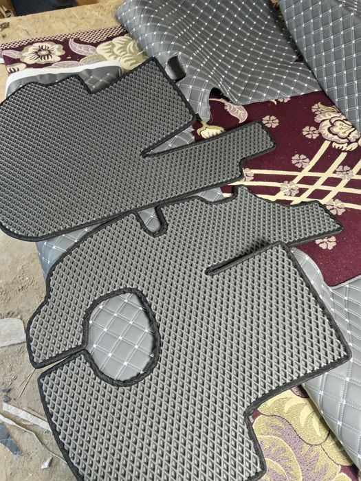 Ева Полики Уаз Фермер, Буханка, Обшивка Хантер Зил, Газ