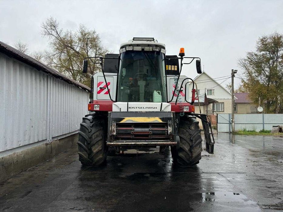 Комбайн Акрос 550