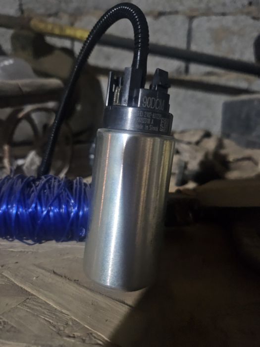 Оригинал топленый насос (бензиннасос)