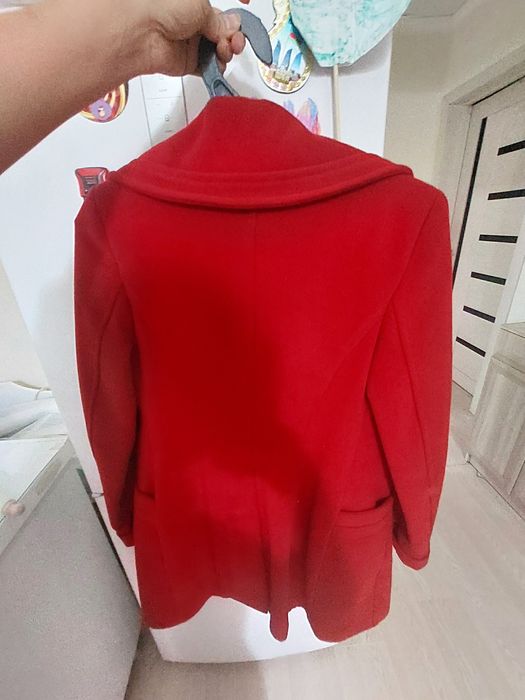 Продам женское шерстяное пальто