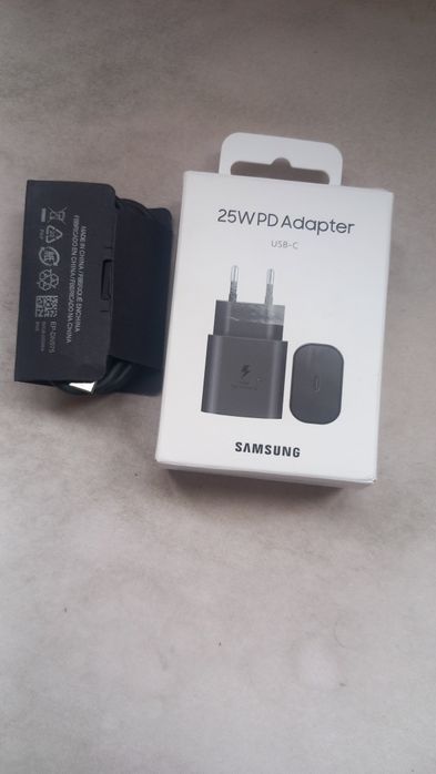 Зарядно със кабел Samsung EP-T2510
