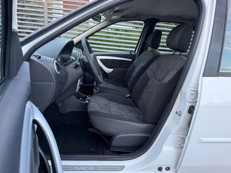 DACIA Logan 2011 — imagine 5