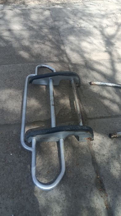 Кенгурятник на Ниву.