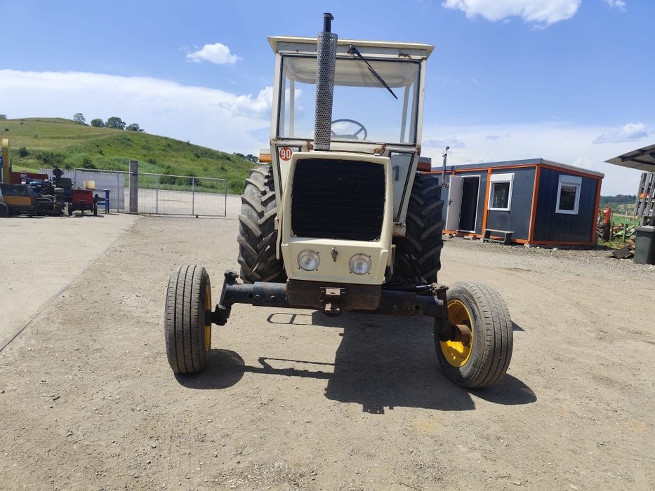 Tractor lamborghini 856