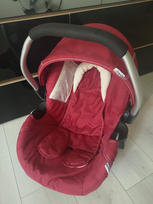 Столче за кола за новородено Hauck