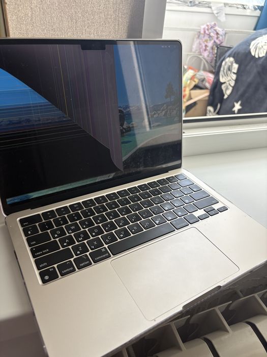 Macbook air m2 2025г