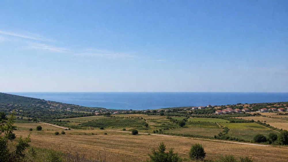 Продавам парцел с панорама до регулация