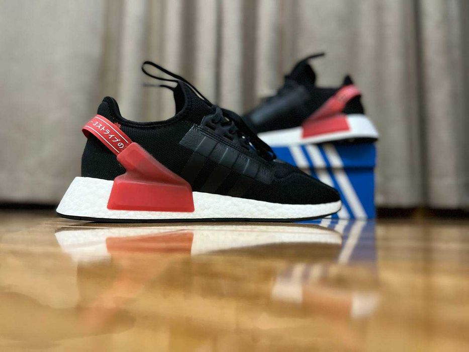 Adidas NMD_R1 V2 мужские кроссовки РАЗМЕР 43,44