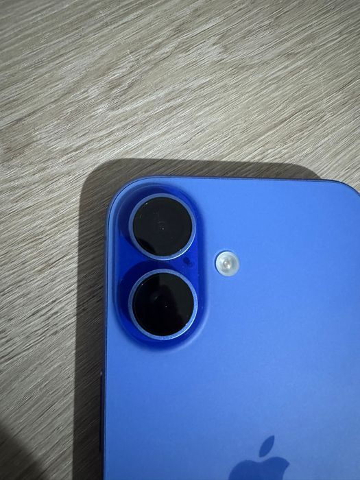 Iphone 16 (Impecabil)