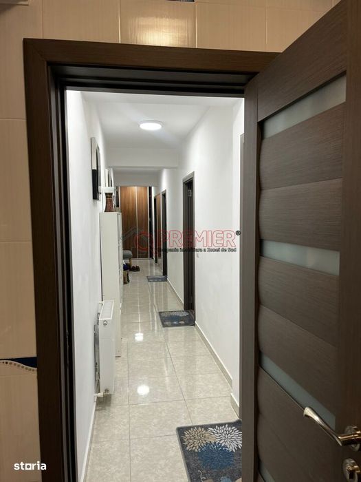 Piata Resita - apartament modern 3 camere