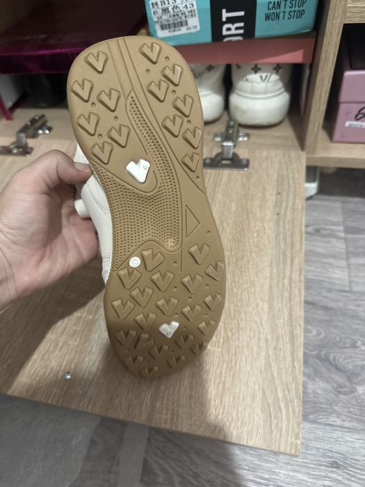 Кеды 5000 продам новые