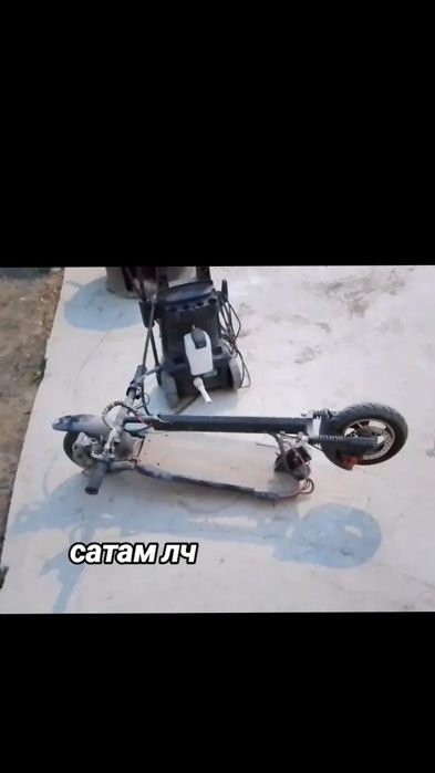 Продам самакат куго м4