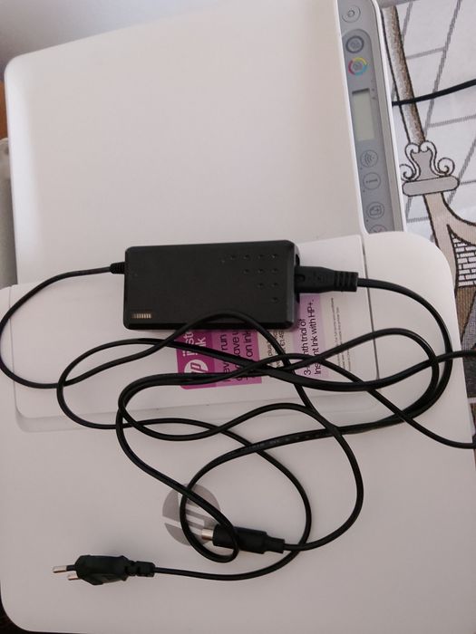 Trotineta electrica, funcționează bine , nu are  nici o problema.