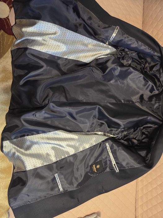 Costum bărbat 50, stare excelentă