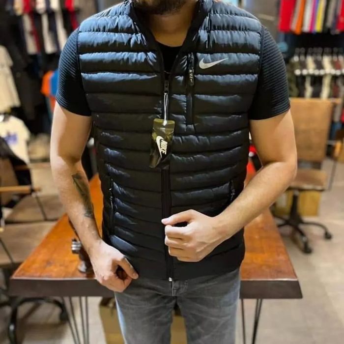 Елеци  Nike, Boss