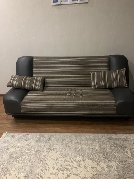 Продам диван книжка