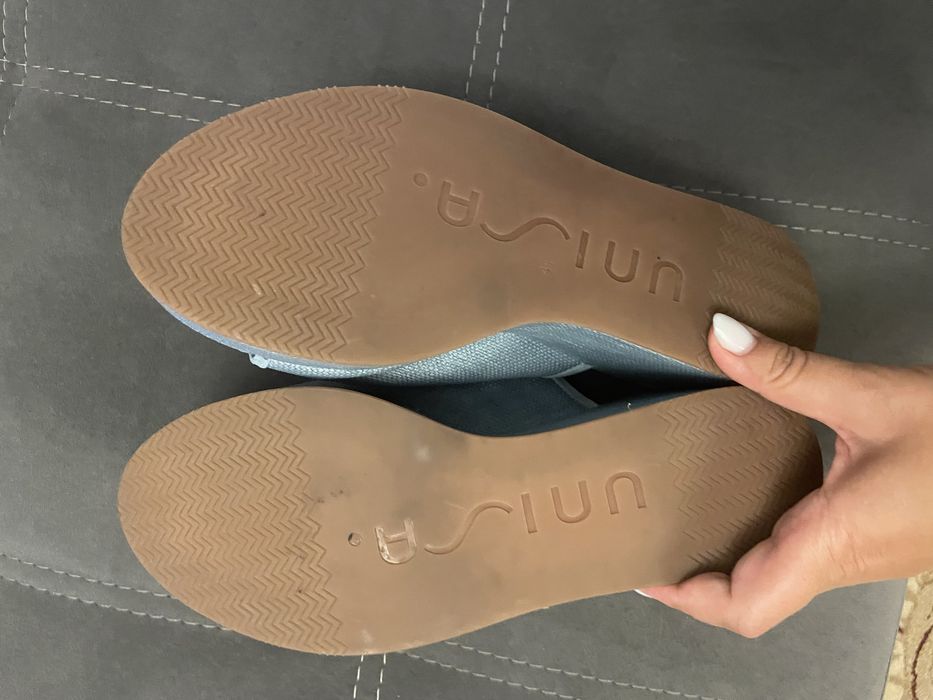 Продам новые шлепки