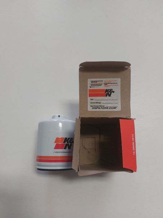 Filtru ulei K&N,pompa apa,bujii Dodge Ram