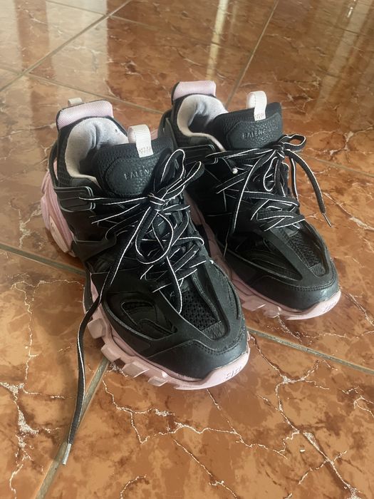 Balenciaga track pink