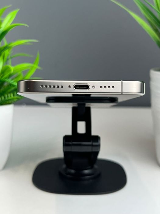 Телефон Apple iPhone 15 Pro Max 256GB