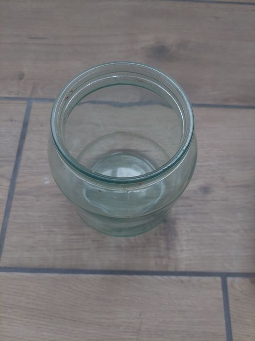 Стъклени Буркани 20 цента бр