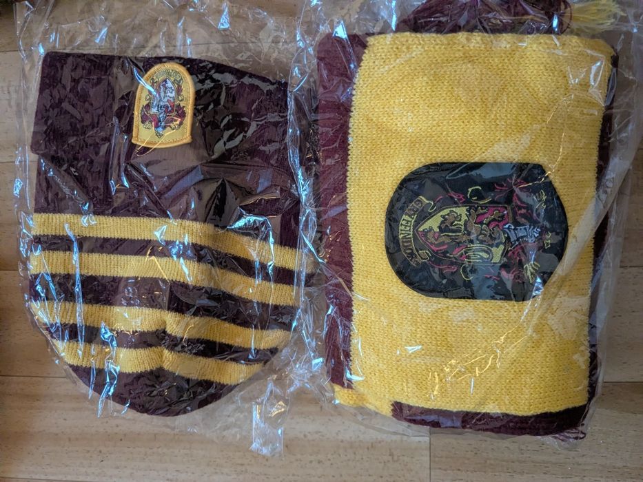 Набор шапка ,шарф (Гарри Поттер )