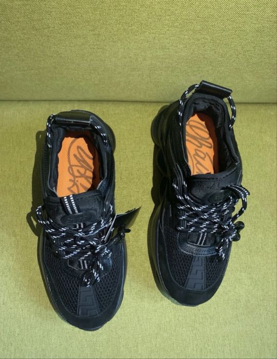 Versace chain reaction