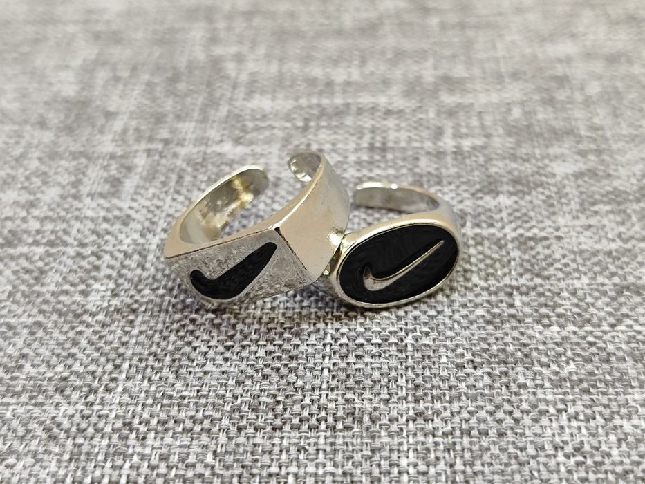 Продам кольца Nike