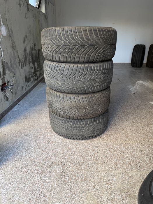 4x Anvelope Iarna Kumho WinterCraft 245/40 R18 97W XL DOT 2025 – aproape noi