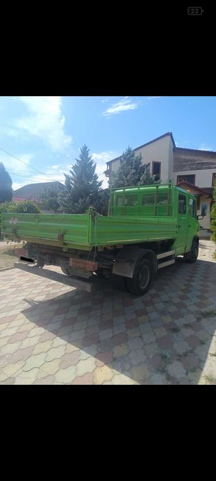 Vând Mercedes Vario basculanta
