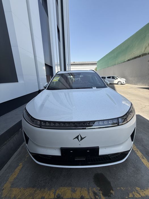 Oq/Qora Dongfeng 008 муддатли тулов 50% нарх курсатилган