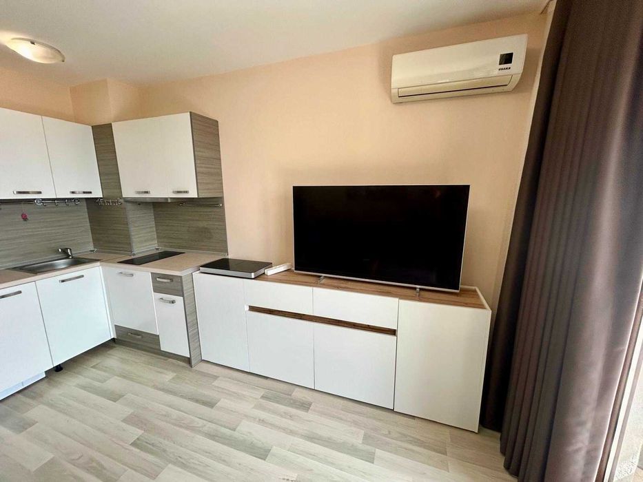 Продава се Тристаен апартамент в Несебър - 91 кв.м за 1803 €/кв.м - Снимка #3