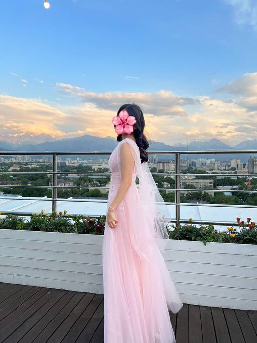 Продается вечернее платье