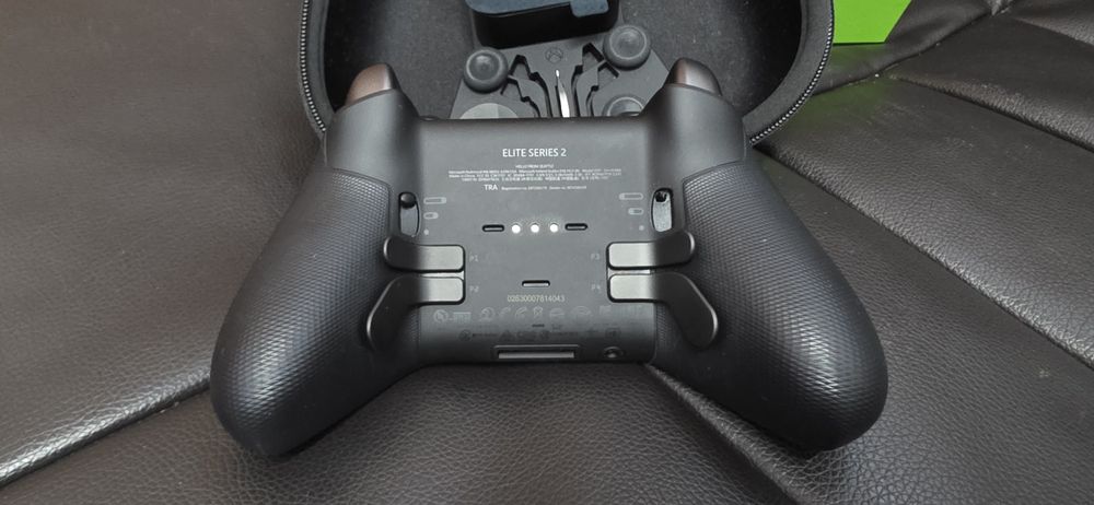 Xbox Elite Series 2 Controller Stare Excelenta, Toate Accesoriile,