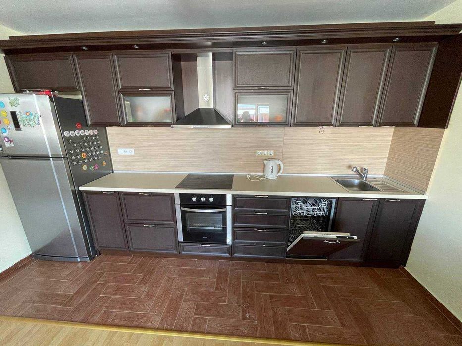 Продава се Тристаен апартамент в к.к. Елените - 107 кв.м за 775 €/кв.м - Снимка #4