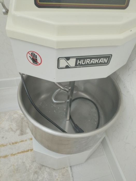 Продам Тестомес HURAKAN