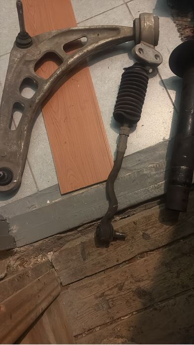 Автобильные запчасти