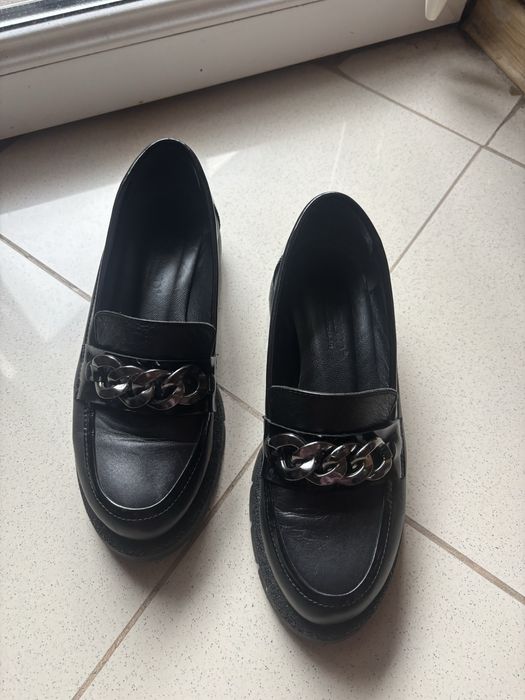 Лоуфъри - естествена кожа