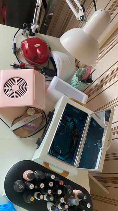 Продам все для маникюра