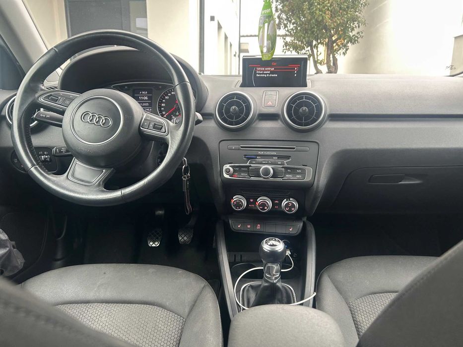 Audi A1 Sportback - 95 CP - benzina -  97.700 km