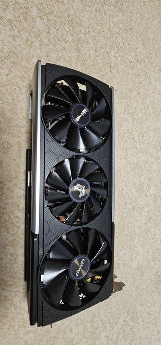 Vand placa video Sapphire RX5700 XT Nitro
