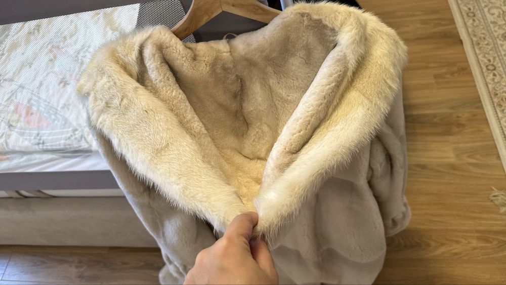 Продам норковую шубу