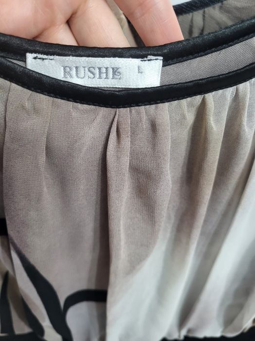 Продам шикарное женское платье