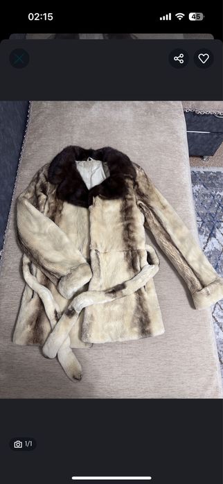 Продам шуба за 15тыс. Воротник норка.