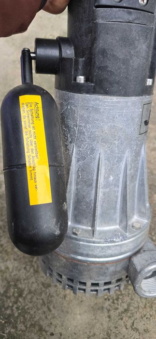 Pompa ape murdare Jung