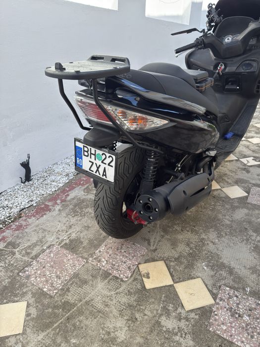 Scuter Maxiscuter Kymco Xciting 500 R